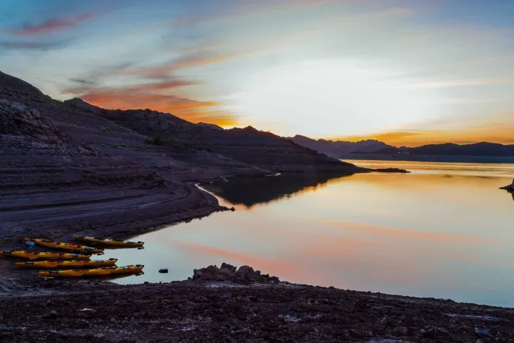 Lake-Mead-Sunset-Paddle-Self-Drive-image-4